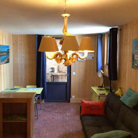 La Cabine Le Courlis 勒特雷波尔 外观 照片